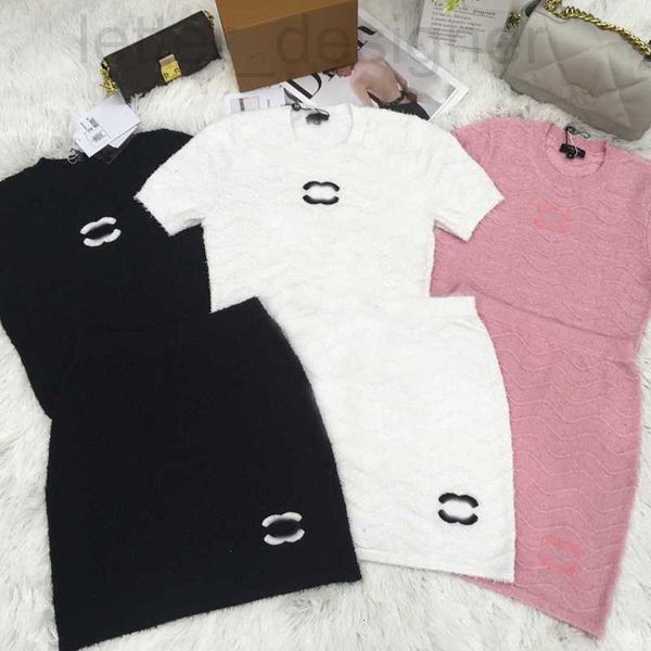 

two piece dress designer luxury women's tracksuits suit fashion sweater with fabric classic letter short skirt tracksuit t-shirt sweats, White