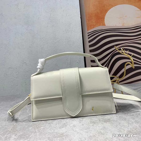 J29-White-Size: 24 см