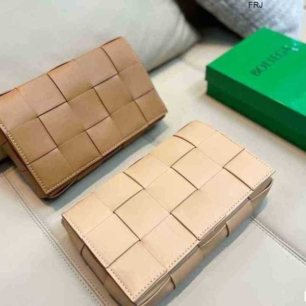 

designer bottegas bags venetas cassettes chao brand woven new bag simple line soft messenger contrast have logo frj 8ej1 9nfj