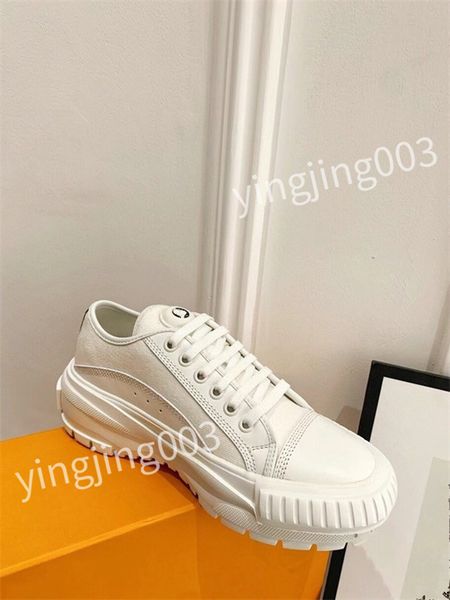 

new women casual shoes designer sneakers lady lambskin calfskin white shoe retro style fashionable quality size 35-41, Black