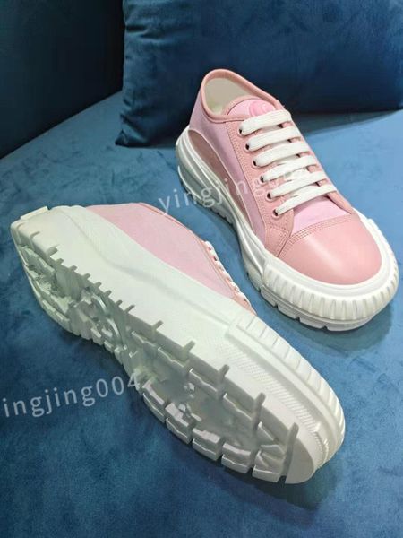 

2023 new luxury designer sneakers timeout women casual shoes lady calfskin white pattern shoes retro styles classical quality, Black