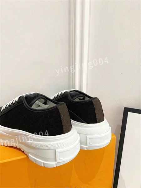 

new luxurys designer sneakers timeout women casual shoes lady calfskin white pattern shoes retro styles classical quality, Black