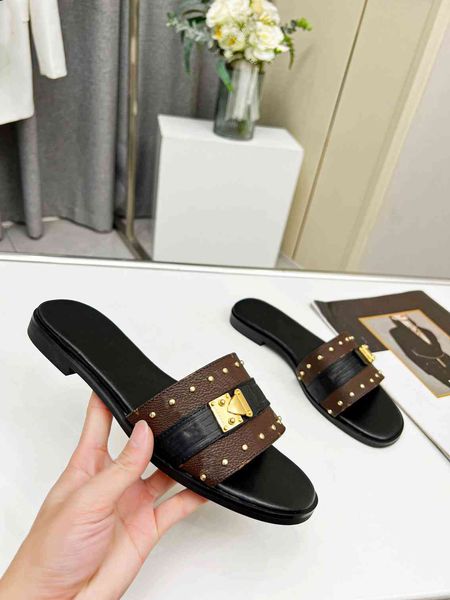 

2023 classic slippers slide brand designers luis fashion leisure sandal women vuttonity flat slippers summer classic flip flops l03, Black