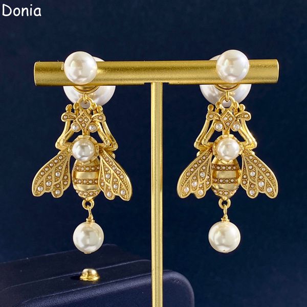 

donia jewelry european and american court retro bee titanium steel micro-inlaid aaa zircon silver needle luxury pearl earrings, Golden;silver