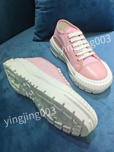 

2023 new designer sneakers sneakers women casual shoes lady lambskin calfskin shoes retro style fashionable, Black