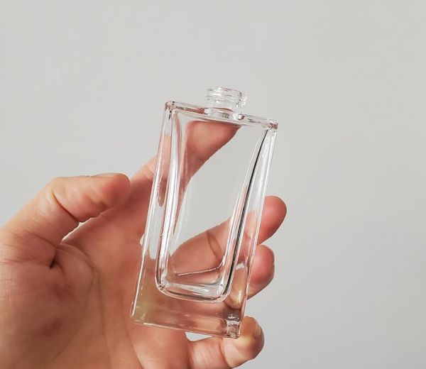 

2021 china factory empty glass perfume bottle 30ml 50ml spray bottle