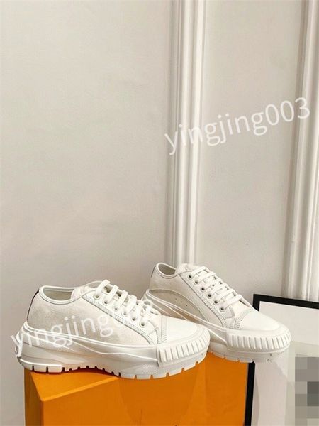 

2023 new women casual shoes designer sneakers lady lambskin calfskin white shoe retro style fashionable quality size 35-41, Black