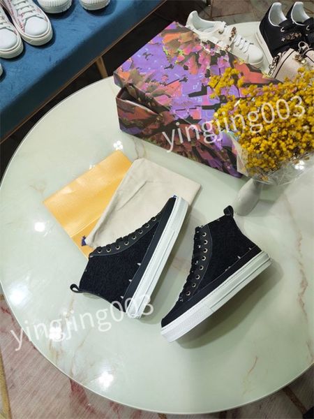 

2023 new designer sneakers sneakers women casual shoes lady lambskin calfskin shoe retro style fashionable, Black
