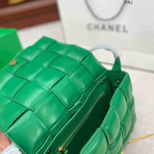 

designer bottegas bags venetas cassettes woven bag pillow messenger versatile design leather high sense small square have logo frj h09q q1xw