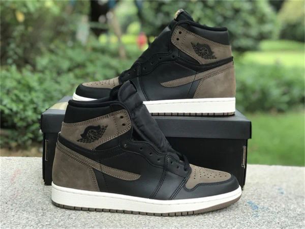 

with original box 1 palomino men womens basketball shoes 1s 85 black white black/metallic gold-palomino-sail outdoor sports sneakers ing
