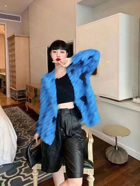 

23ss womens designer clothing womens jacket presbyterian logo fashion casual hooded zipper trench coat women clothes, Black;brown