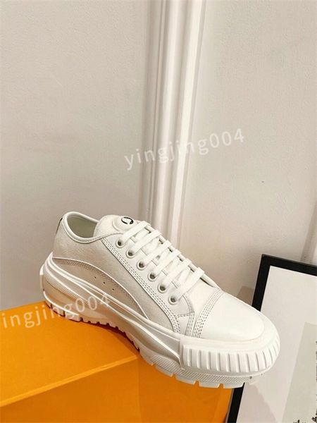 

new luxurys designer sneakers timeout women casual shoes lady calfskin white pattern shoes retro styles classical quality, Black