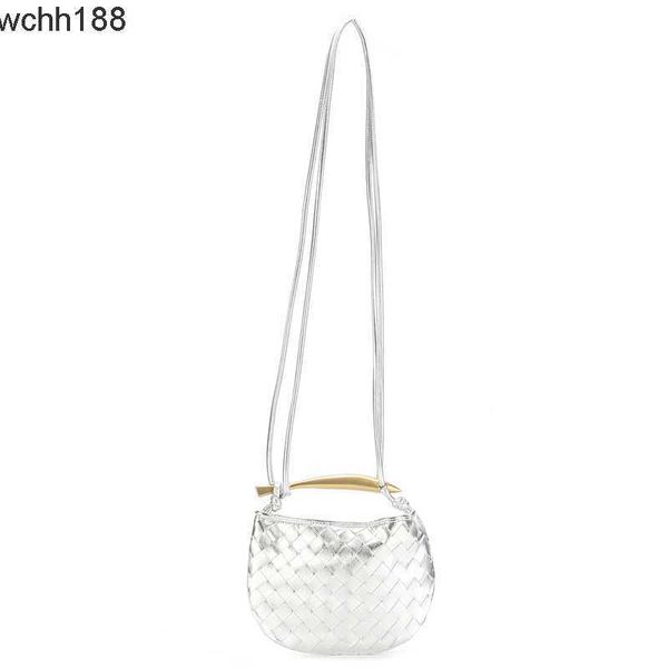

design 2023 summer designer purse girl leather bag bags woven venetas women's bottegas tote sardine mini metal half moon woven handbag