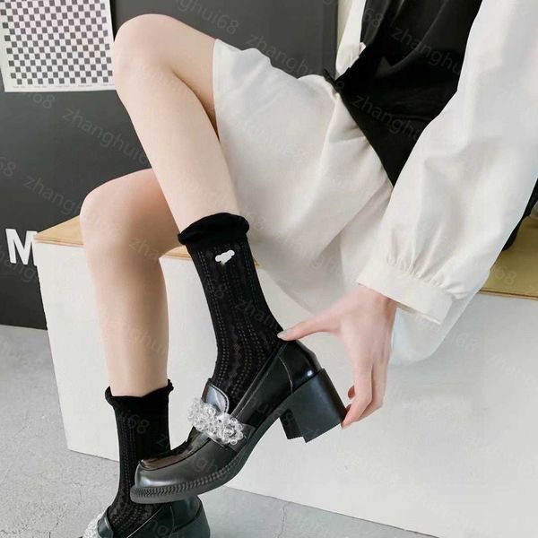 

23ss designer women socks stocking 4 pairs in box solid color summer socks pure cotton sweat-absorbent comfortable womens underwear womens c, Black;white