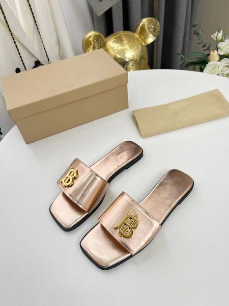 

2023 women slippers outdoor banquet slide shoes pp summer leather sandals multicolor flat heel mule letter size 35-43, Black