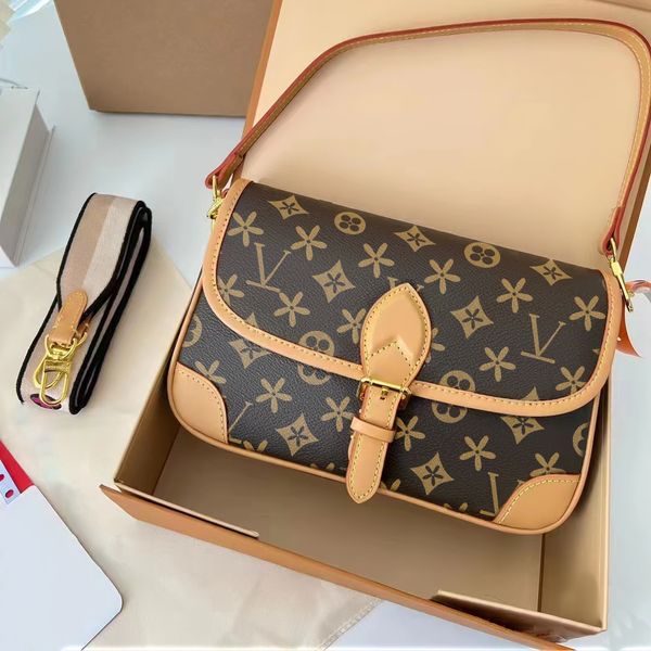 

luxurys m45985 shoulder diane bag mens genuine leather m46386 classic handbags tote clutch womens designer baguette bag purses flip duffel c