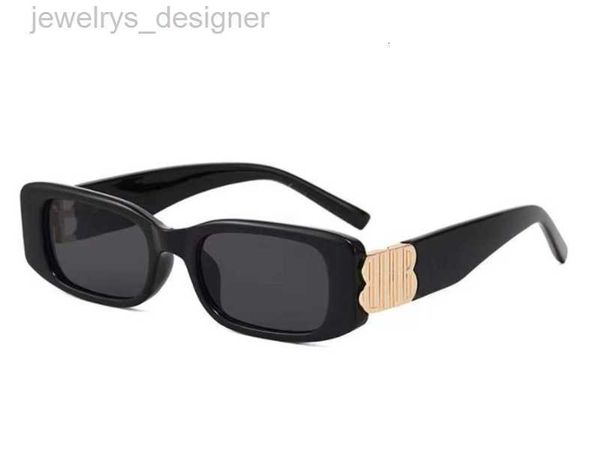 

2022 designer sunglasses fashion sunglasses men's women's beach goggles premium quality with case, White;black