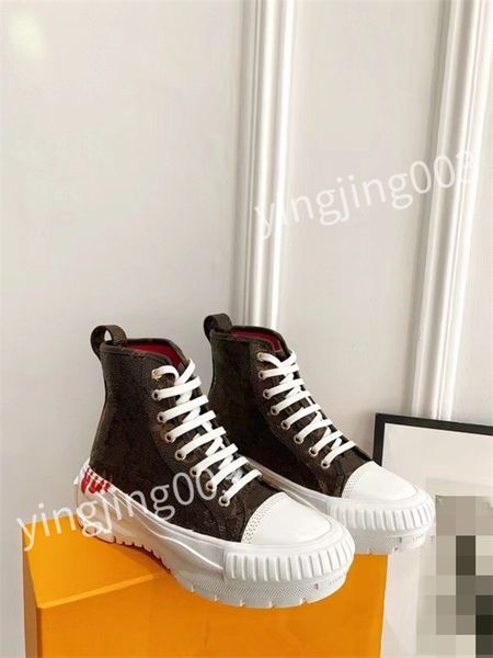

new women casual shoes designer sneakers lady lambskin calfskin white shoe retro style fashionable quality, Black