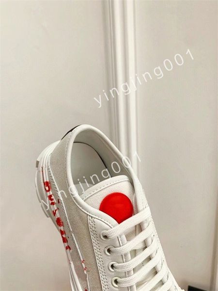 

2023 luxurys color matching casual sneakers black and white round low skateboard shoes sports platform heightening simple all-match