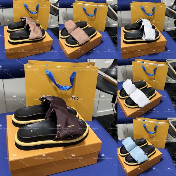 

designer slippers men's and women's sandals embossed luxury thick sole shoes silk fabric couple printed jelly beach slippers 35-44, Black