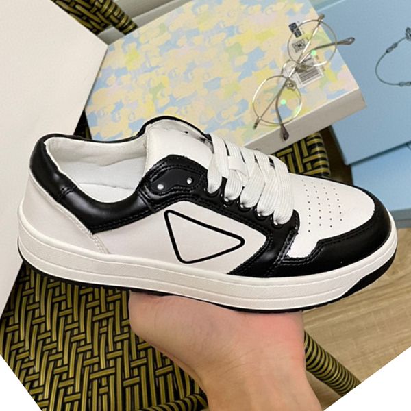 

running shoe low cut panda triple pink grey fog syracuse team green medium olive unc georgetown malachite sail walking jogging sneakers trai, Black