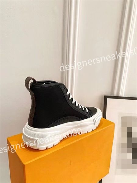 

new luxury spring season men womens casual shoes sneakers trend reflective upper fashionable mens women sports shoes, Black