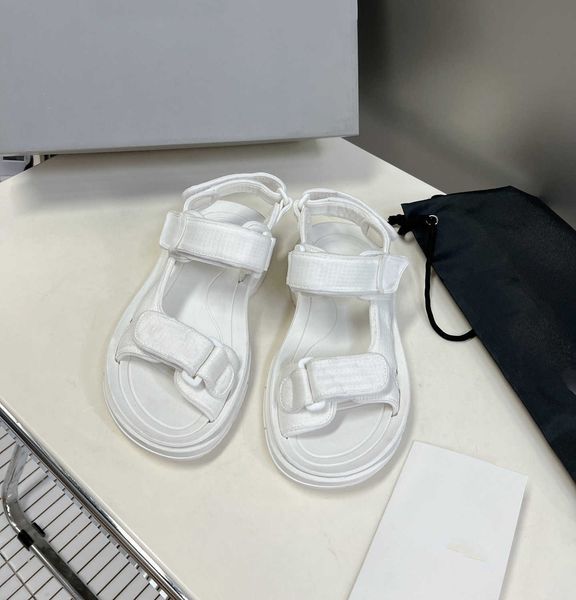 

2023 women shoes genuine leather leisure sandals mid heels flat platform sandals summer vacation beach designer shoes, Black