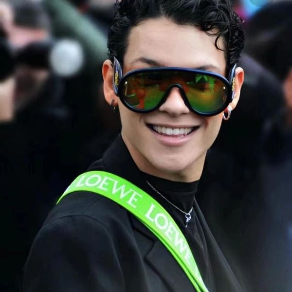 

sunglasses designer luxury 2023 wave mask for men women outdoor leisure travel sun glasses gold letter design eyeglasses 9 colors aaa, White;black