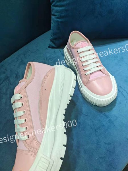 

new luxury quality casual shoes hi low designer sneakers men women canvas lace up flat bottomed fashionable comfortable casual shoe, Black