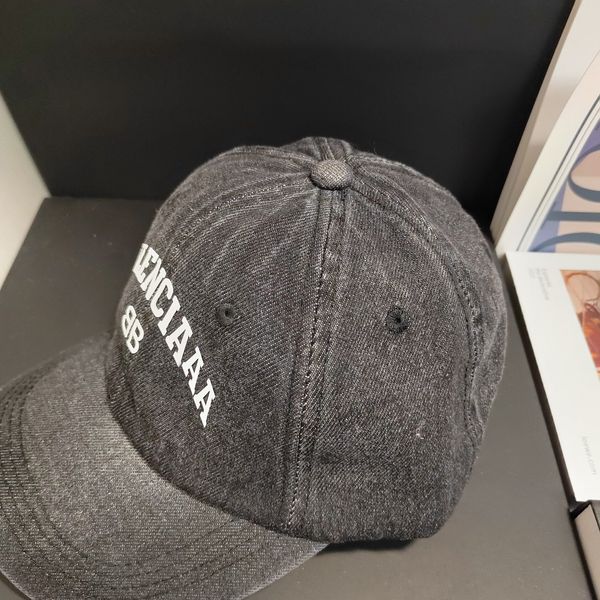 

fashion versatile casual baseball cap male female designer beanie hat letter hat beach sunshade cap, Blue;gray
