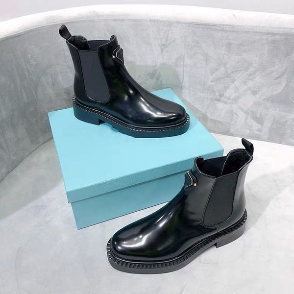 

designer boots women's luxury boots with pouch matt patent leather inverted triangle buckle luxury boots brand ankle boots multi style, Black