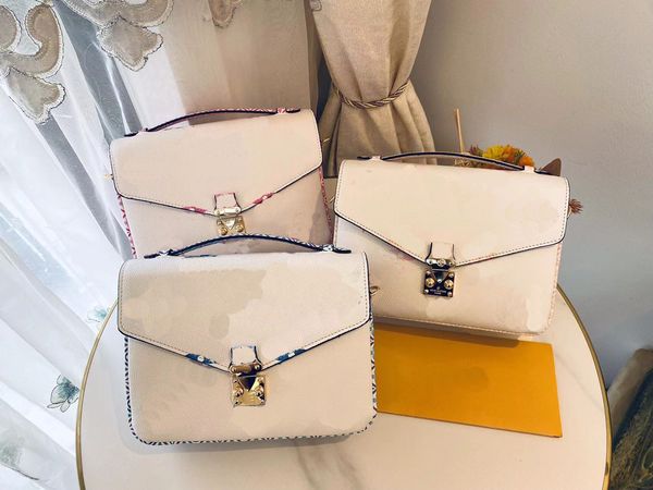 

2023 designer luxury shoulder bag classic fashion adjustable strap zipper outer bag 23055