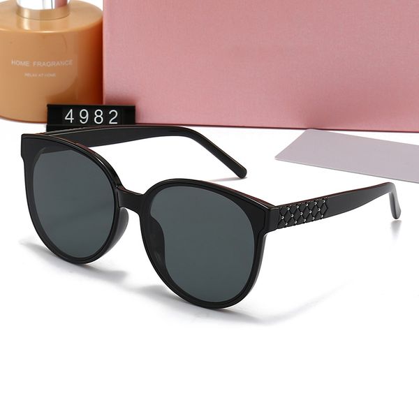 

4982 retro deigner channel sunglae cycle women' and men' fahion high definition polarized temperament extra large, White;black