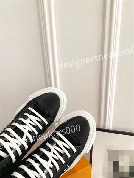

2023 luxury spring season men womens casual shoes sneakers trend reflective upper fashionable mens women sports shoes, Black