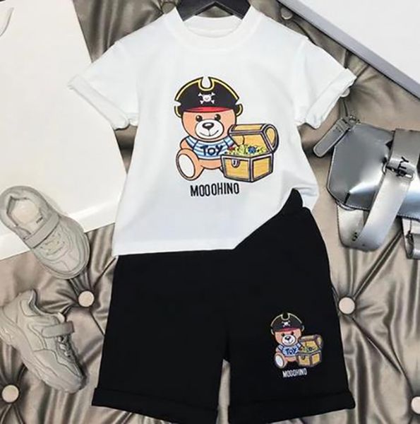 

2022ss child designer clothe sets childrens kids short sleeve t-shirt print shorts set suit brand boys clothing cotton tees size black white