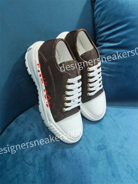 

new luxury quality casual shoes hi low designer sneakers men women canvas lace up flat bottomed fashionable comfortable casual shoe, Black