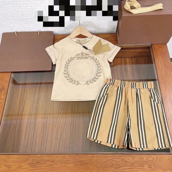 

kids clothes sets plaid t-shirts shorts tracksuits designer toddler boys girls dress short sleeve tshirts pants suits classic luxury brand c, White