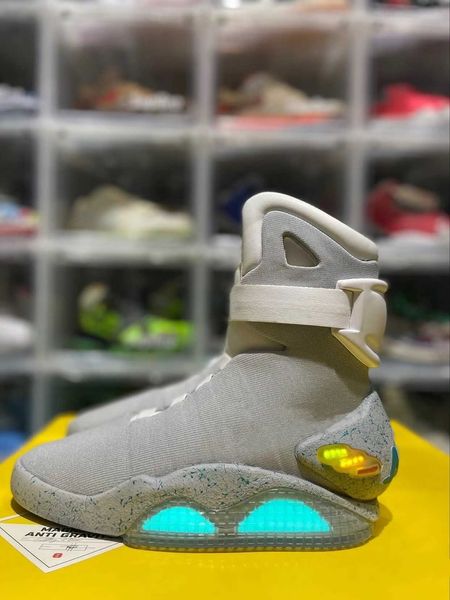 

automatic laces air mag sneakers marty mcfly's led shoes man back to the future glow in the dark gray boots mcflys sneaker with box us7, Black