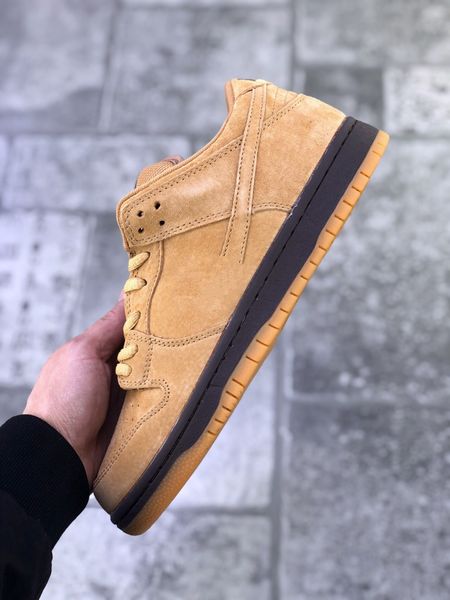 

reminiscent of a 2002s classic skates shoes duks low wheat men women outdoor lifestyle casual streetwear popular sneakers