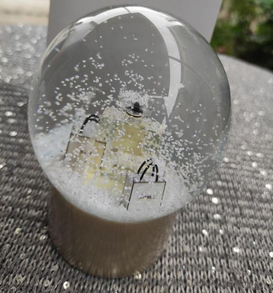 

fashion accessories c collection snow globe perfume bottle dome gold bottom special gift novelty decorate5862367, Silver