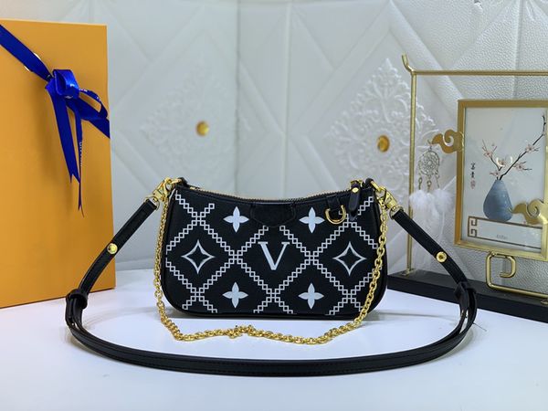 

luxurious shoulder bag designer handbags easy pouch wallet women chain bag m81862
