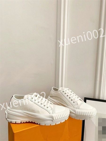 

2023 new calfskin women casual shoes white black genuine leather trainers sneakers comfort outdoor trainers men's casual walking