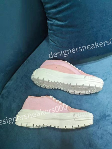 

new luxury quality casual shoes hi low designer sneakers men women canvas lace up flat bottomed fashionable comfortable casual shoe, Black