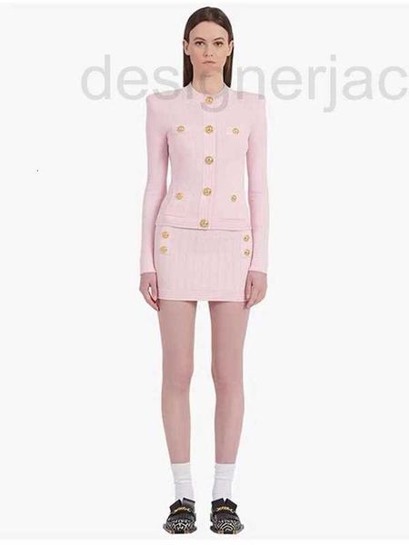 

two piece dress designer women's pie sets new autumn winter brand high-end two-pie knitting fashion jacket short skirt women suit sprin, White