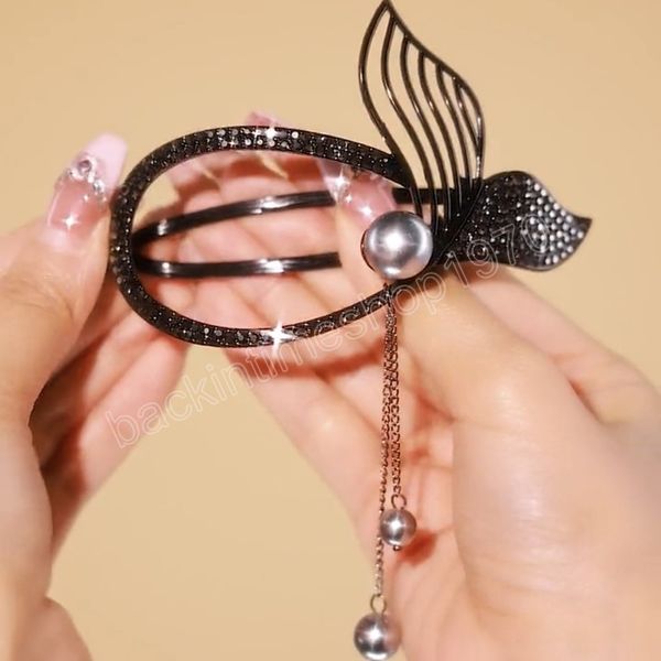 

alloy hair claw rhinestone hair clip women hair accessories tassel pearls fish tail hair clip korean style metal barrettes, Slivery;white