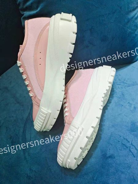 

2023 new luxury quality casual shoes hi low designer sneakers men women canvas lace up flat bottomed fashionable comfortable casual shoe, Black