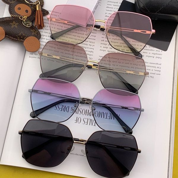 

2023 grade mixed color lens new model titanium alloy large frame purple pc material high-end fashion sunglasses for women summer home travel, White;black