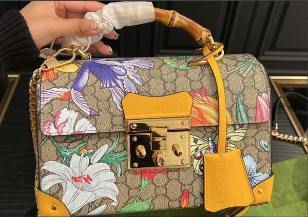 

designer padlock bag berry bamboo shoulder bags key with leather holder tote handbag cross body bags handle designers luxury purse chain