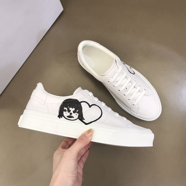 

2023 the latest men's flat casual sports white shoes leather material comfortable upper feet soft soles versatile youthrda073, Black