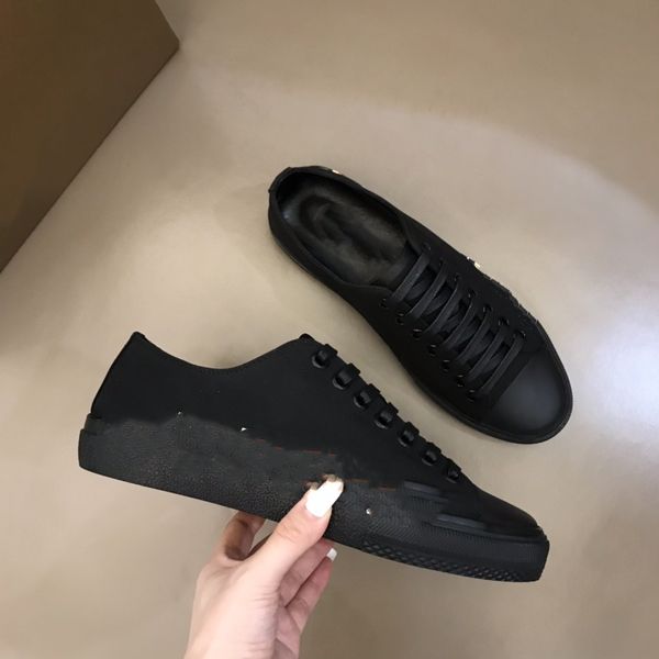 

2023 leather platform oversized sole sneakers white black mens luxury velvet suede air cushion flat heel casual dress shoes size38-45 rda014